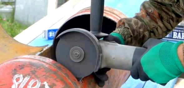 Kako narediti žerjav iz plinske jeklenke z lastnimi rokami