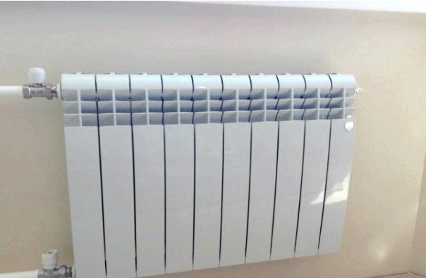 Kako namestiti radiatorje z lastnimi rokami